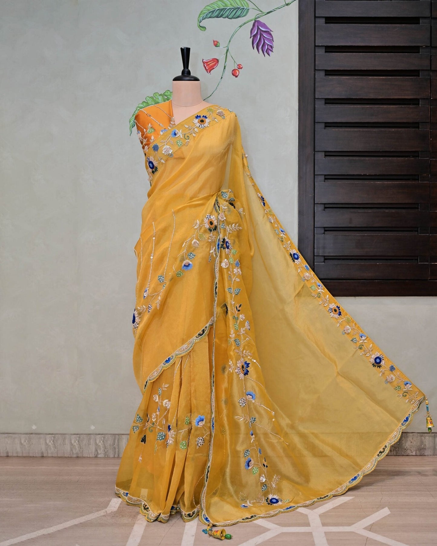 Yellow Tissue Saree image 4