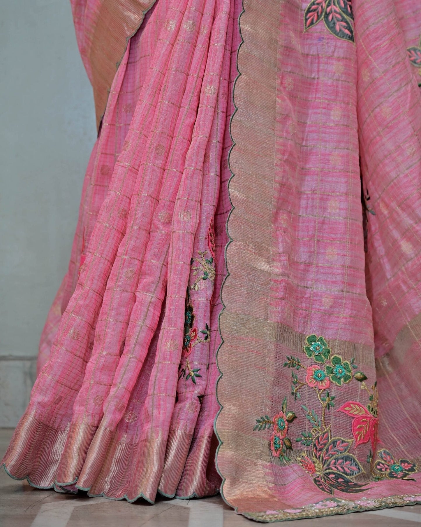 Pink Handloom Check with Matha Patti Border image 3
