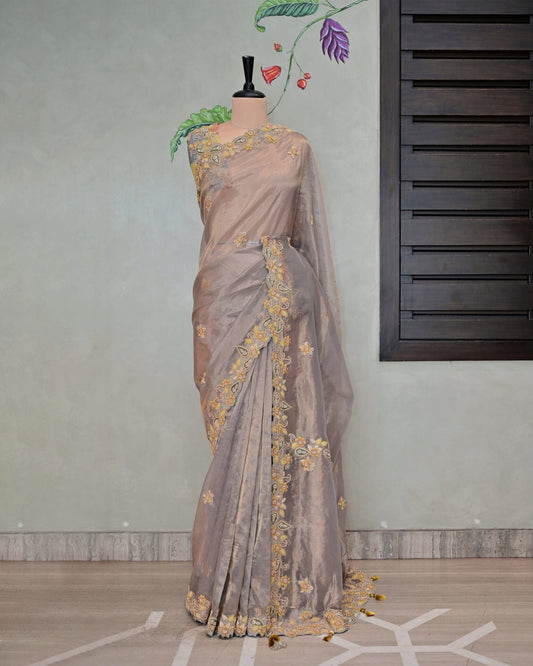 Grey Organza Saree with Printed Blouse Piece image 1