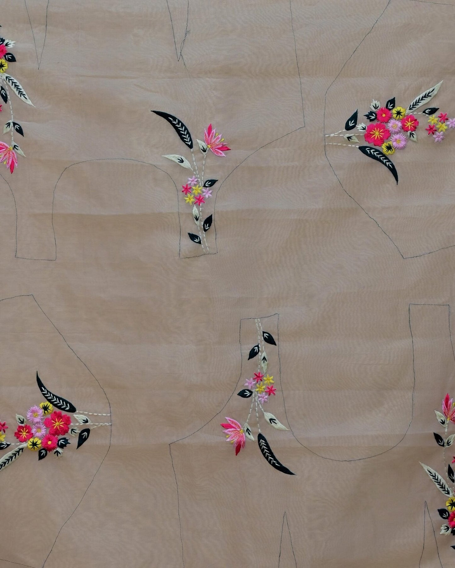 Tissue Handloom Saree with Multipatch Border and Embroidery image 5