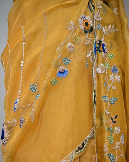 Yellow Tissue Saree image 2