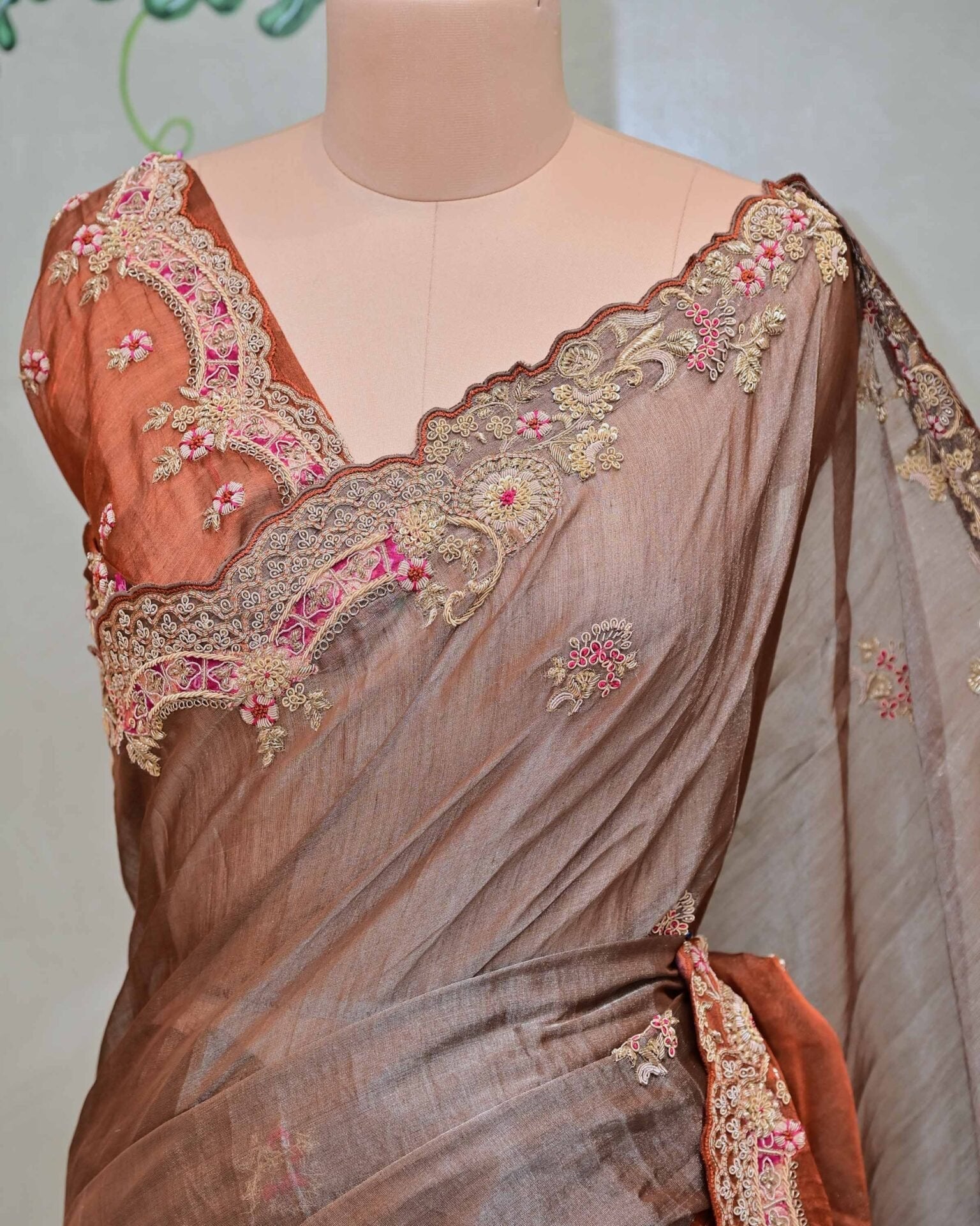 Two-Tone Bronze Tissue Saree image 2