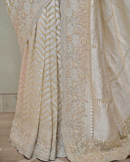 Beige Khaddi Saree image 3