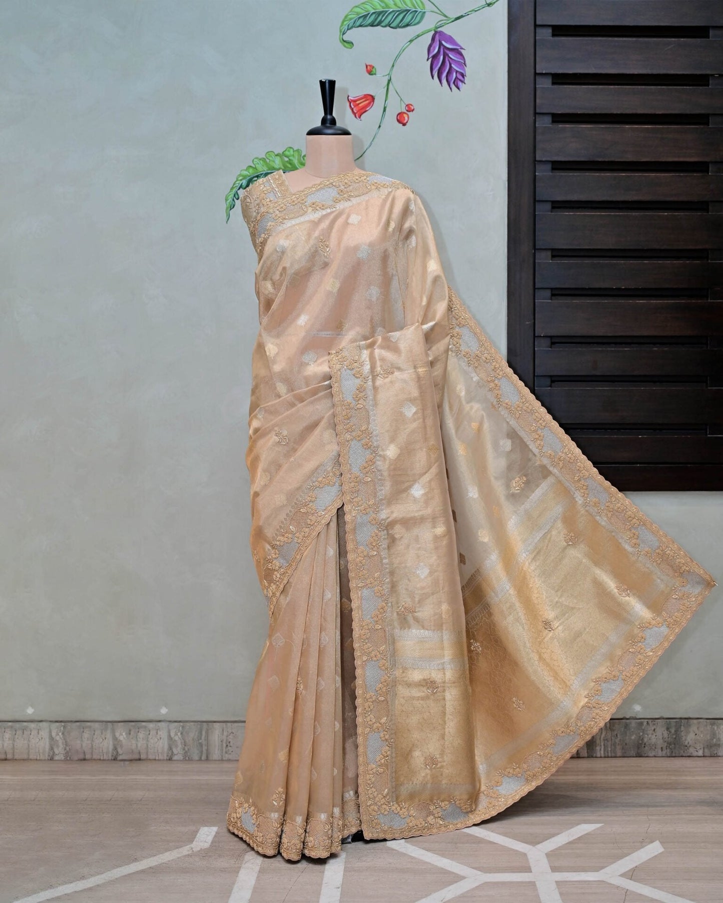 Tissue Saree with Abstract Border image 1