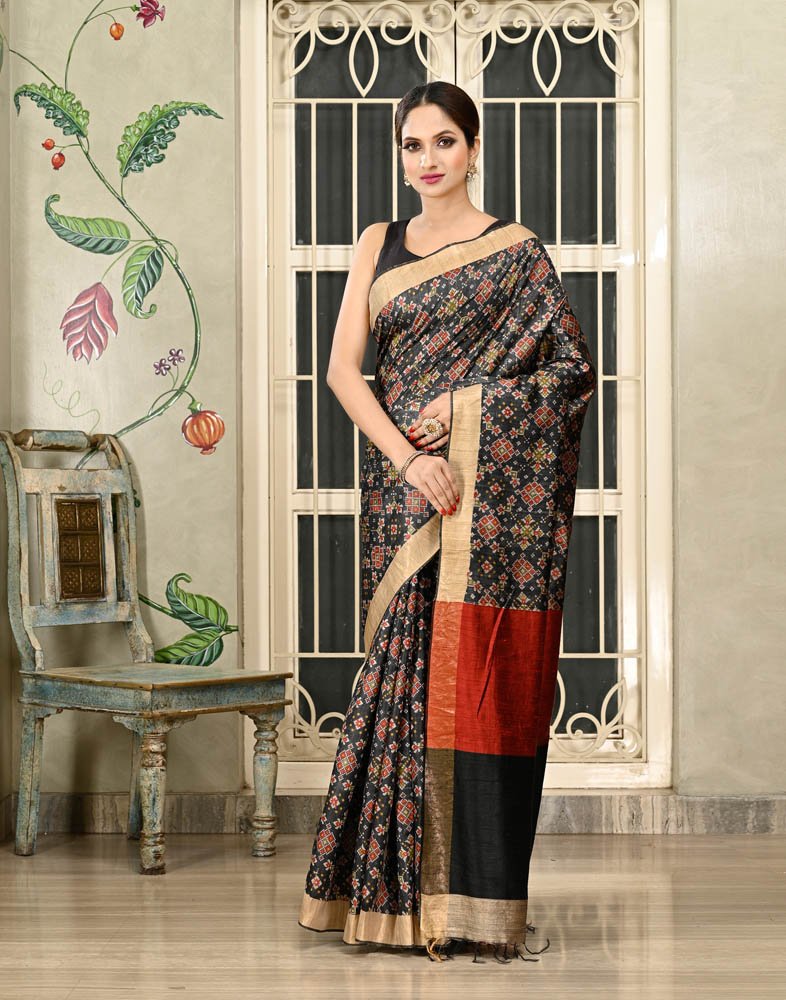 Buy Lyuson Women Black Woven Jacquard, Pure Silk Patola Saree Online at  Best Prices in India - JioMart.